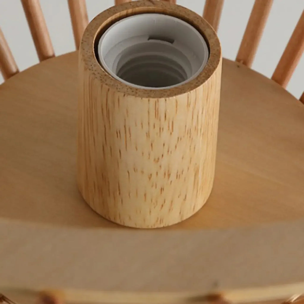 2 Lampade a sospensione poligonali in legno naturale chiaro per la cucina