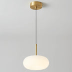 Suspension LED en forme de galet en acrylique crème pour salon