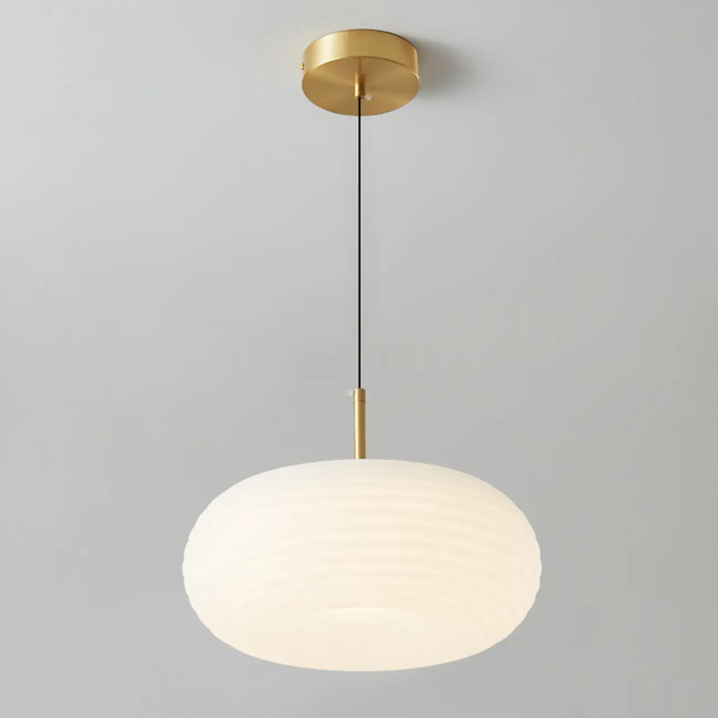 Suspension LED en forme de galet en acrylique crème pour salon