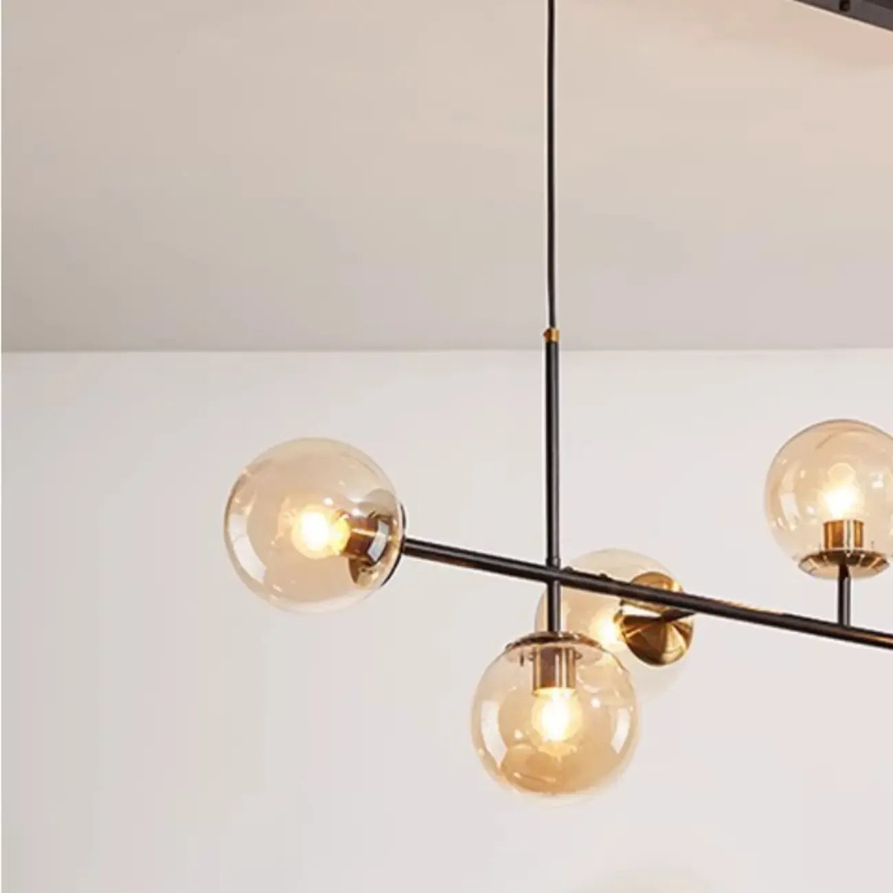 Lampadario a sospensione da isola a 6 luci con globi in vetro e lunghezza regolabile