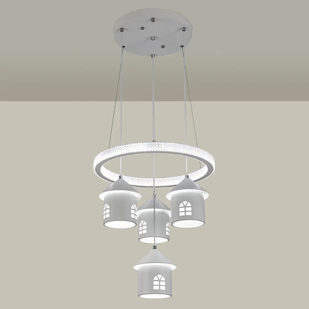 Lustre moderne à 4 lumières LED au design unique.