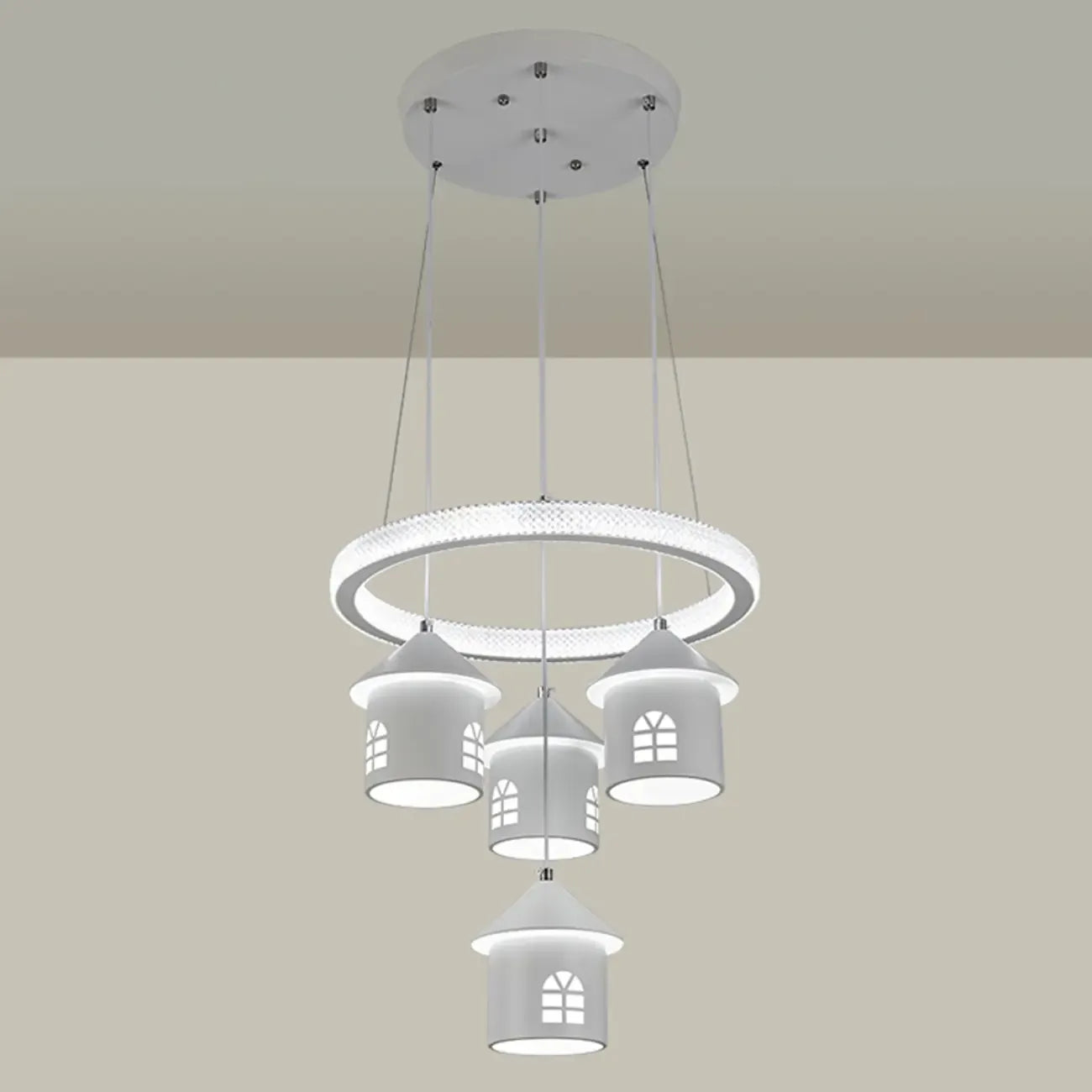 Lustre moderne à 4 lumières LED au design unique.