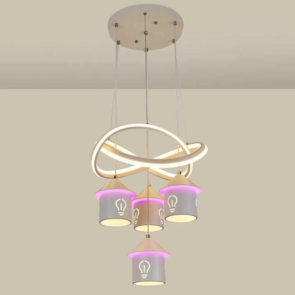 Lustre moderne à 4 lumières LED au design unique.