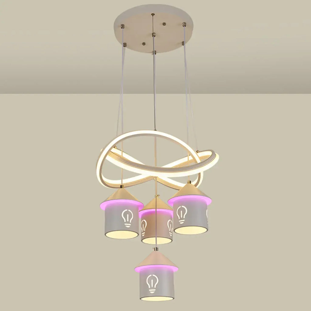 Lustre moderne à 4 lumières LED au design unique.