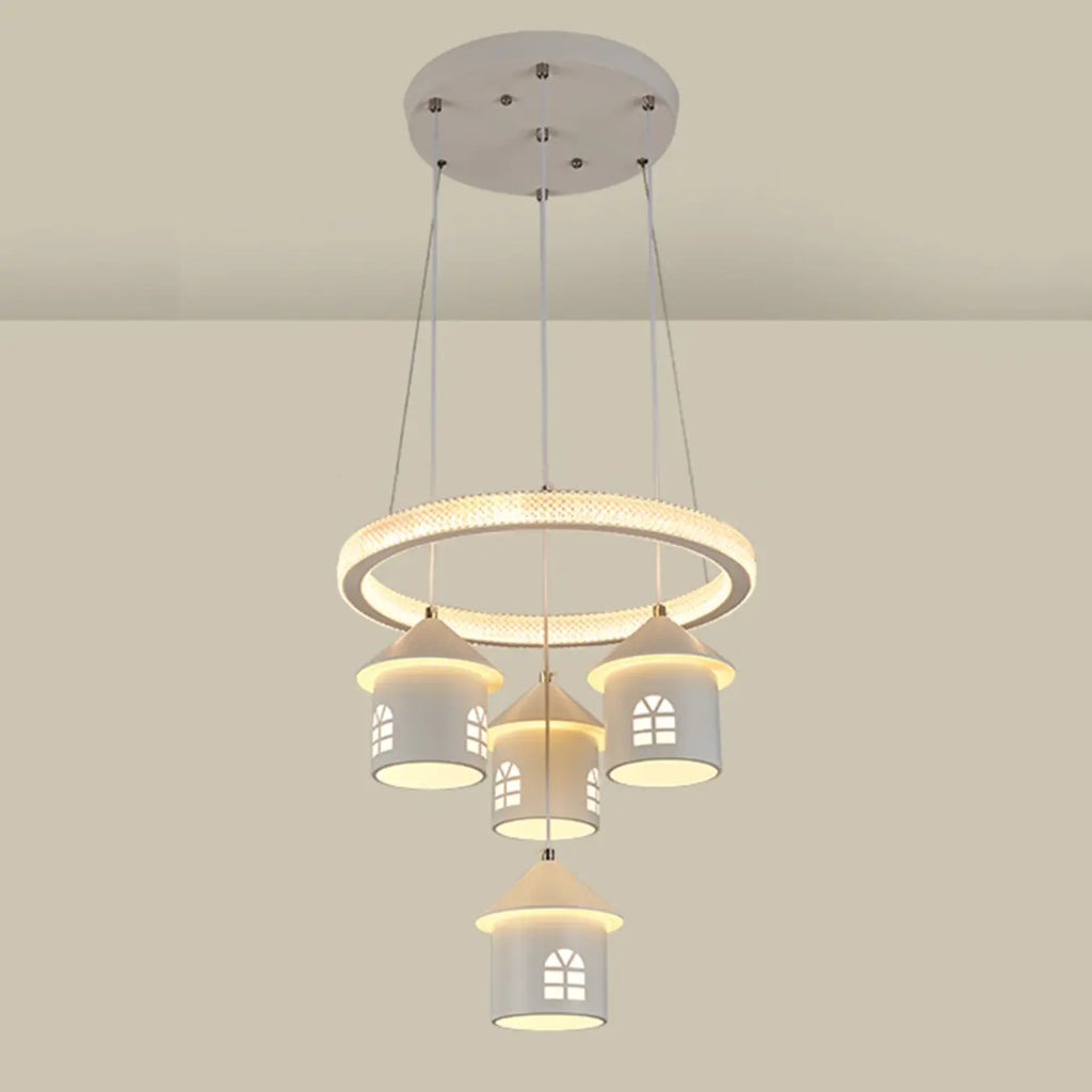 Lustre moderne à 4 lumières LED au design unique.