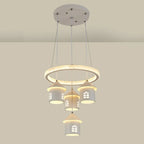 Lustre moderne à 4 lumières LED au design unique.