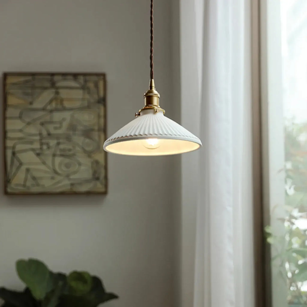Lampe suspendue conique plissée élégante et classique en céramique pour salon