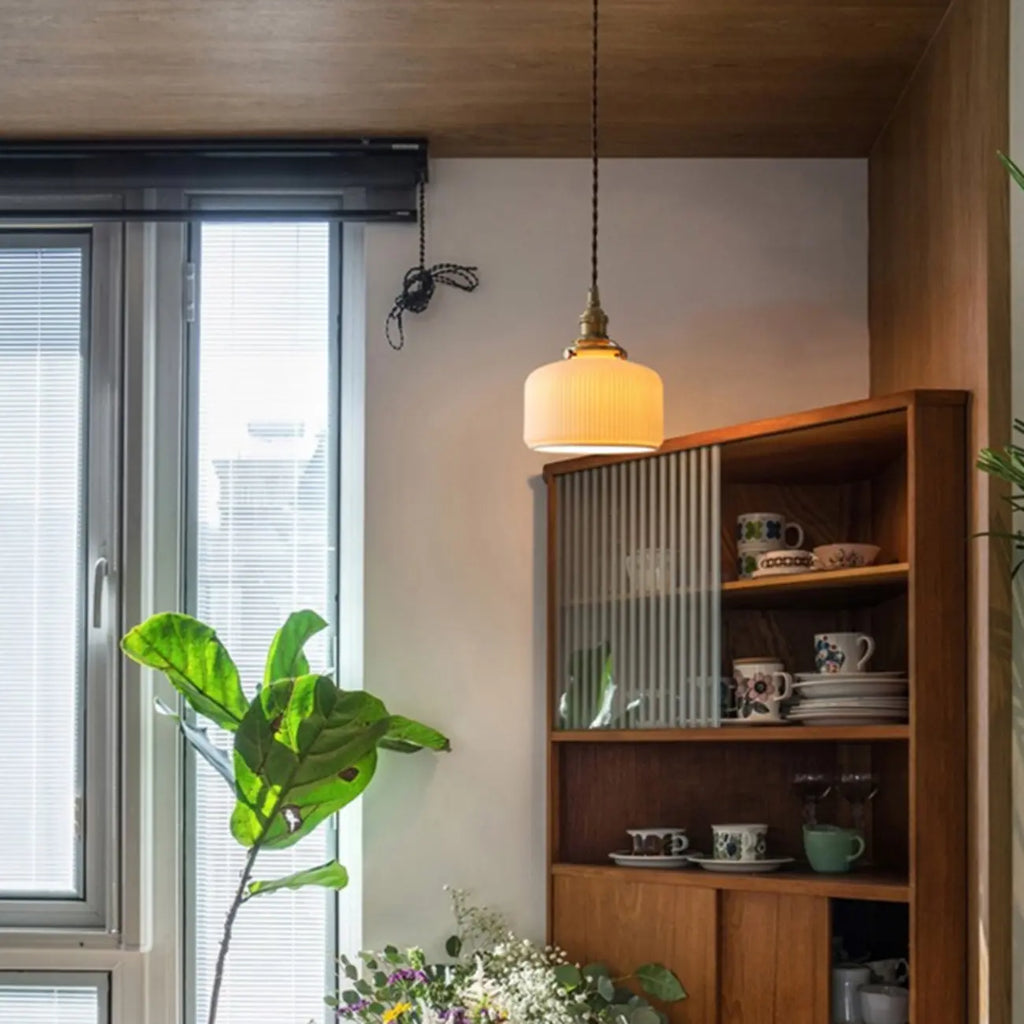 Lampe suspendue conique plissée élégante et classique en céramique pour salon