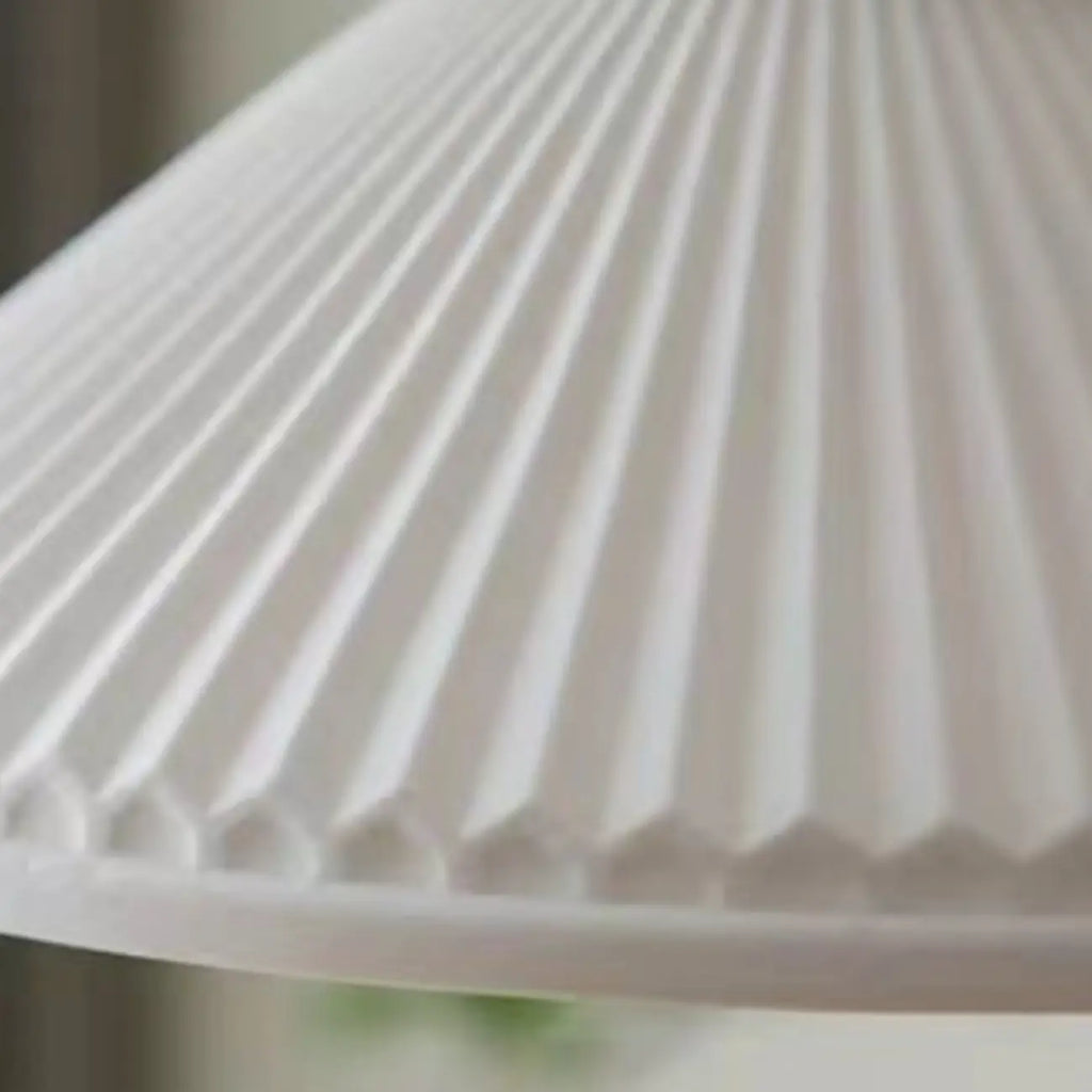 Lampe suspendue conique plissée élégante et classique en céramique pour salon