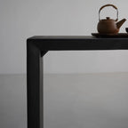 Console minimaliste en bois noir