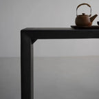 Console minimaliste en bois noir