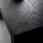 Console minimaliste en bois noir