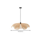 Suspension LED florale artisanale design avec pétales en rotin
