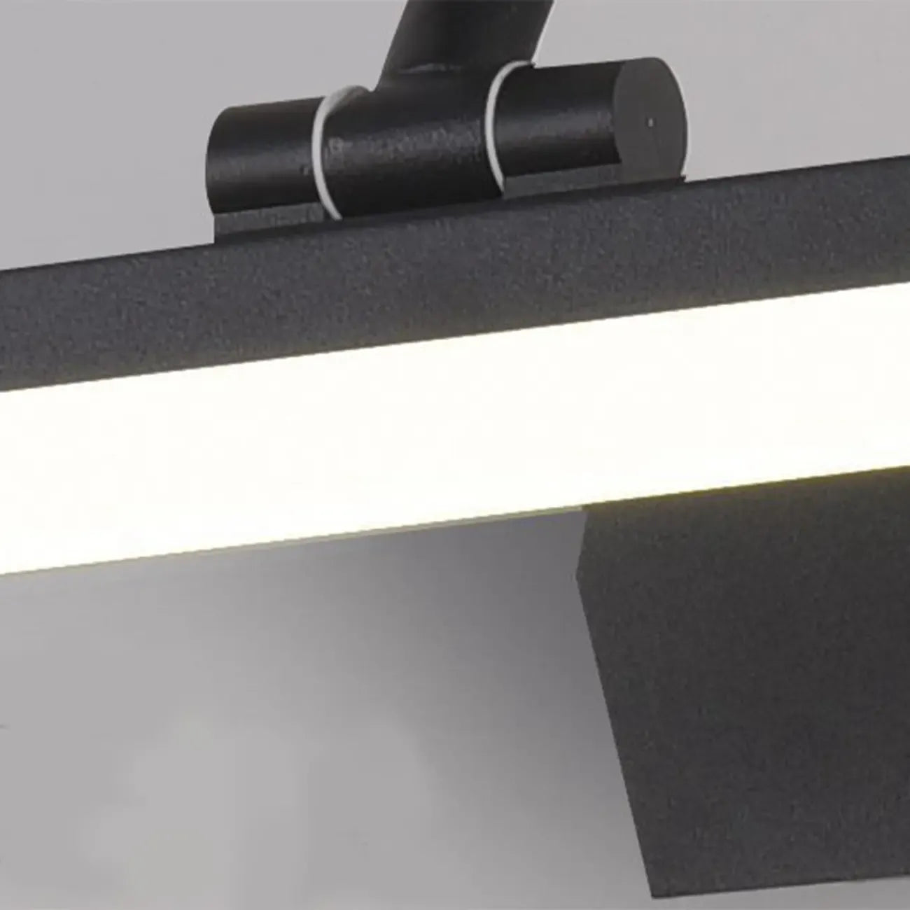 Appliques murales LED noires pour coiffeuse au design élégant