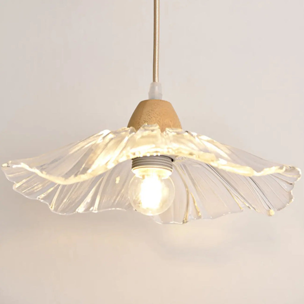 Suspension florale élégante en verre transparent à 3 lumières