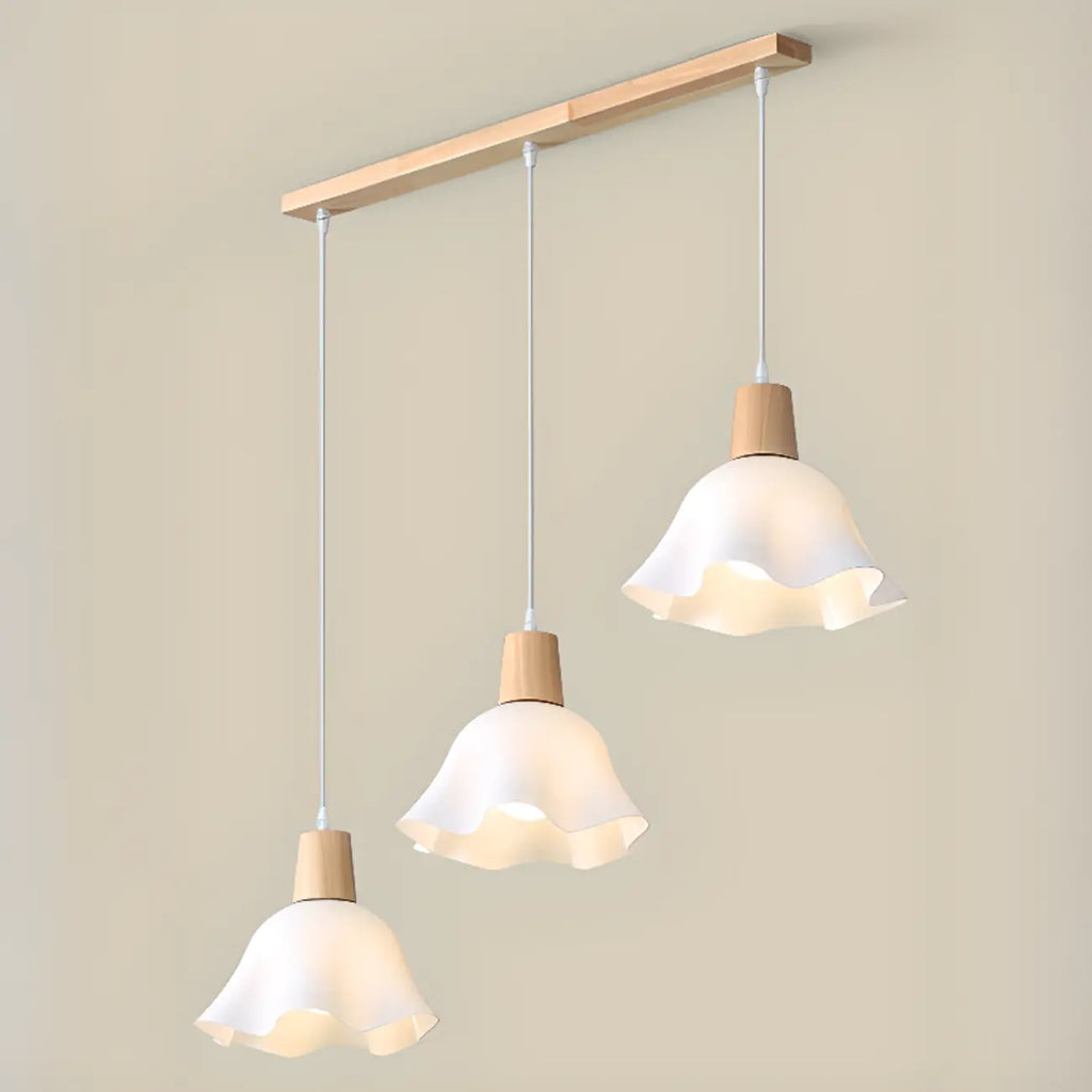 Plafoniera elegante a 3 luci in legno con paralume a fiori in acrilico