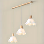 Plafoniera elegante a 3 luci in legno con paralume a fiori in acrilico