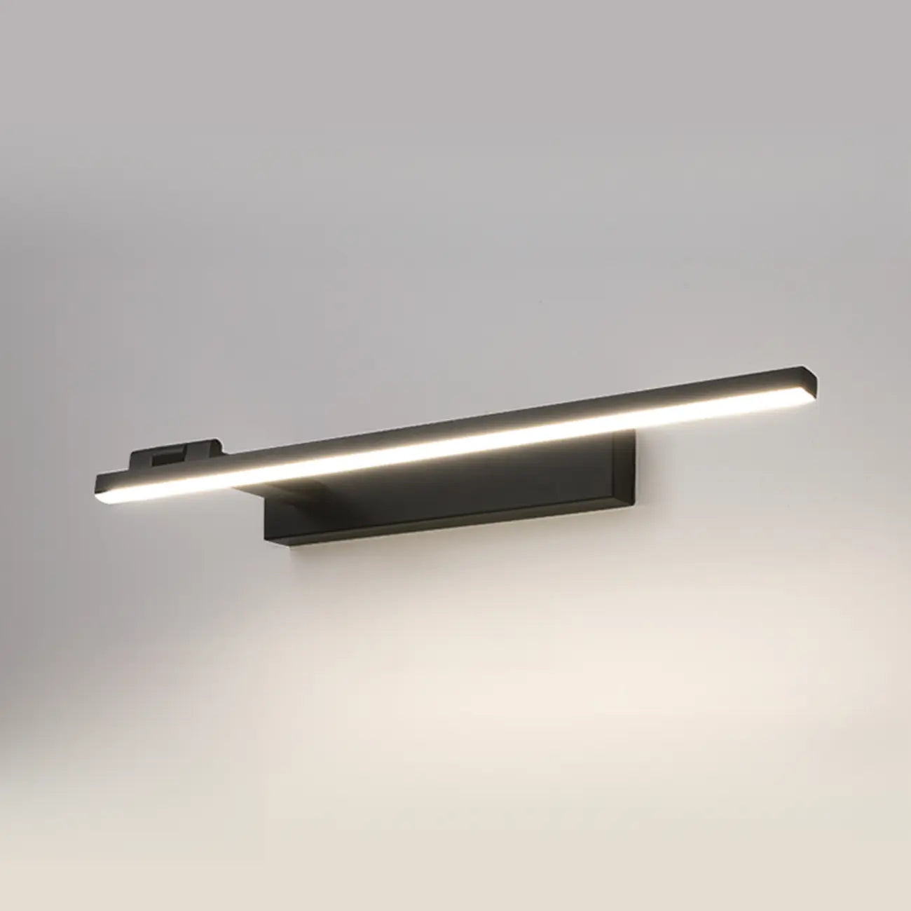 31.5 Applique da bagno lineari nere semplificate