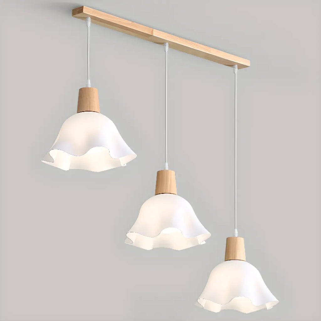 Plafoniera elegante a 3 luci in legno con paralume a fiori in acrilico