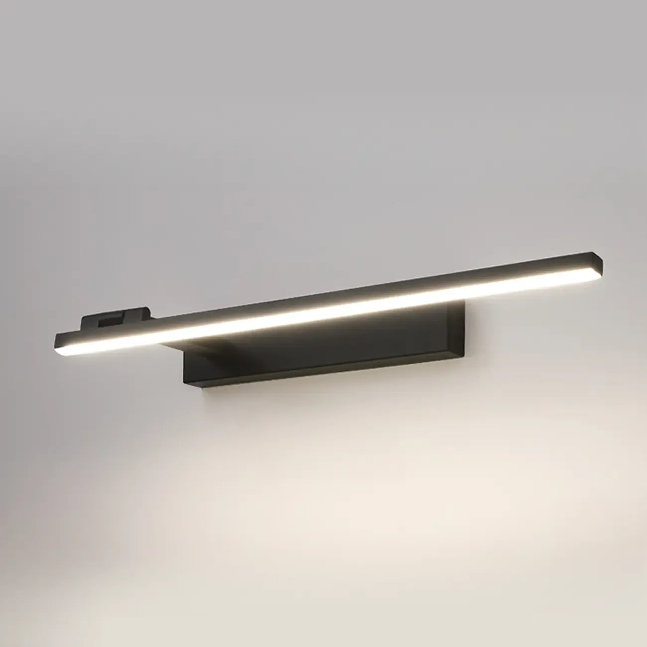 31.5 Applique da bagno lineari nere semplificate