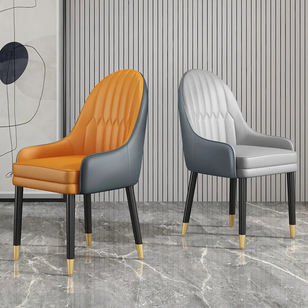 Chaise de salle à manger en similicuir, color block, accoudoirs inclinés et pieds en métal