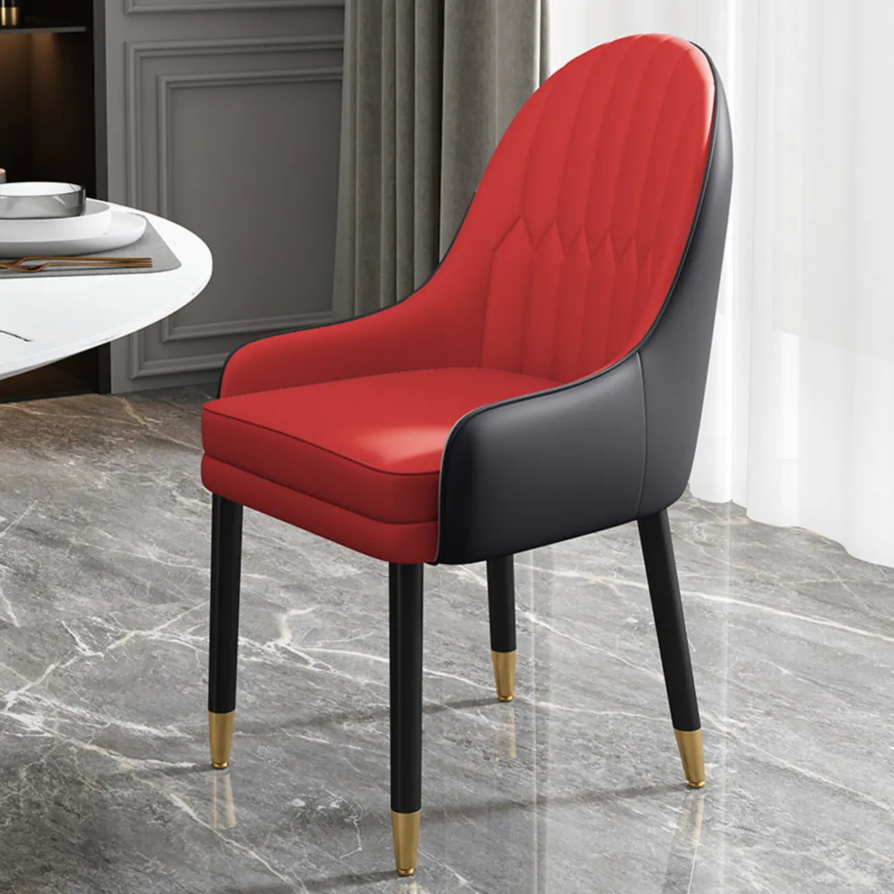 Chaise de salle à manger en similicuir, color block, accoudoirs inclinés et pieds en métal