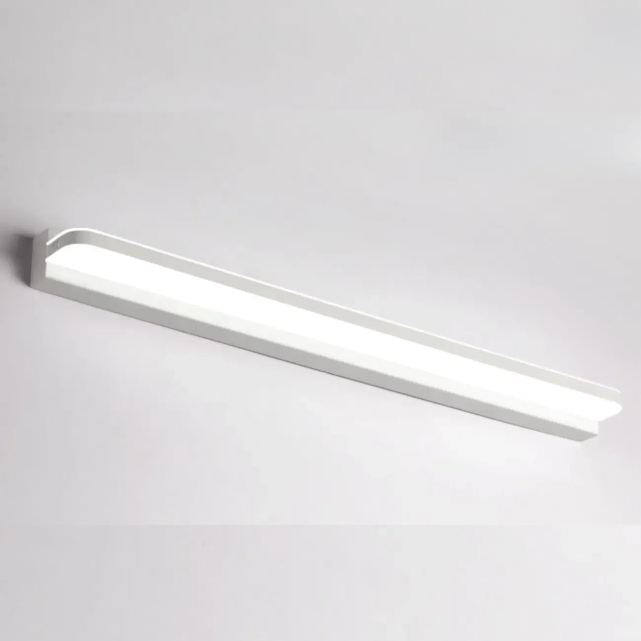Applique murale géométrique moderne avec abat-jour blanc pour salle de bain