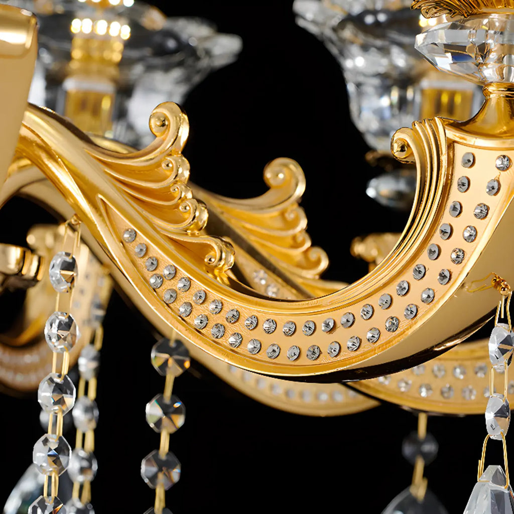 Lustre suspendu en cristal doré pour salon avec éclairage indirect et candélabre