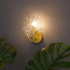Applique murale moderne géométrique en métal avec abat-jour en verre en forme de coquillage