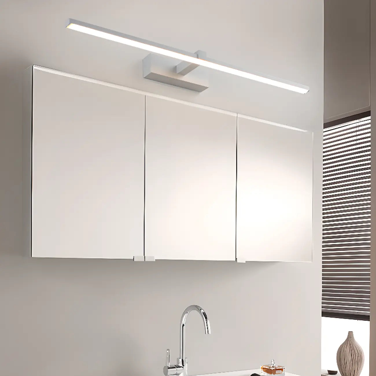 Appliques murales contemporaines pour salle de bain avec abat-jour