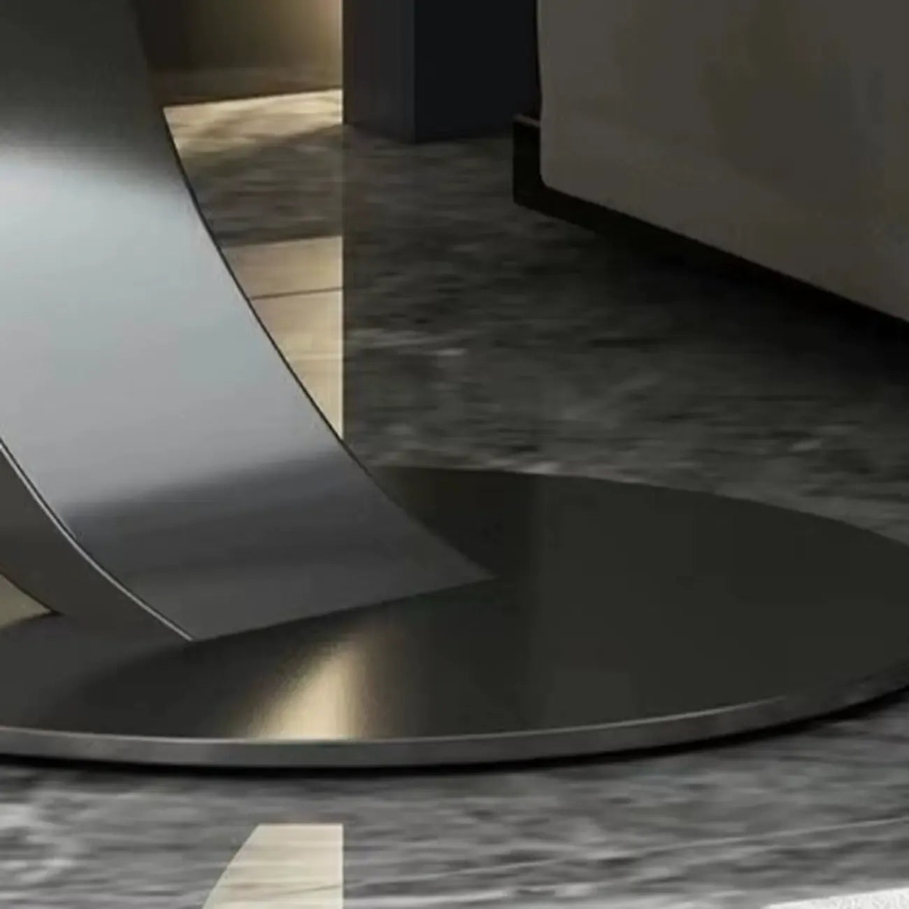 Petite table d'appoint ronde classique en métal pour salon