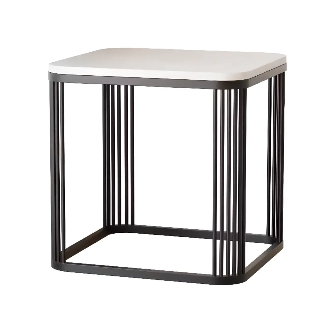 Table d'appoint carrée glamour en métal et marbre pour salon