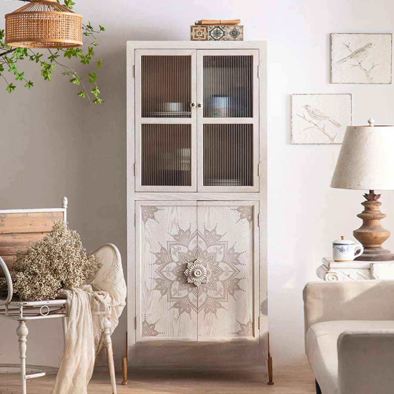 Meuble d'appoint rustique autoportant pour la décoration du salon