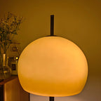 Lampe de table en verre dégradé caramel avec socle en acier inoxydable
