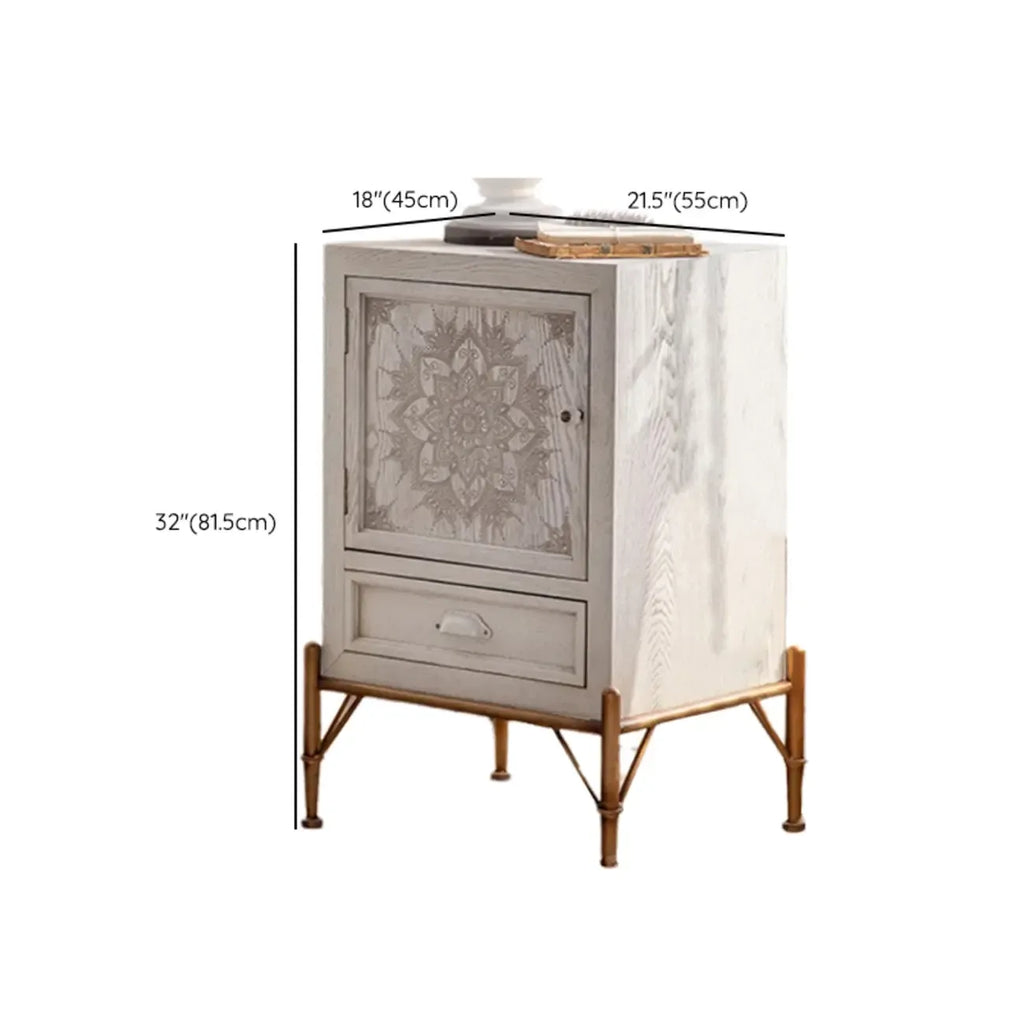 Meuble d'appoint rustique autoportant pour la décoration du salon