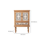 Meuble de style campagnard français pour salon avec portes sculptées