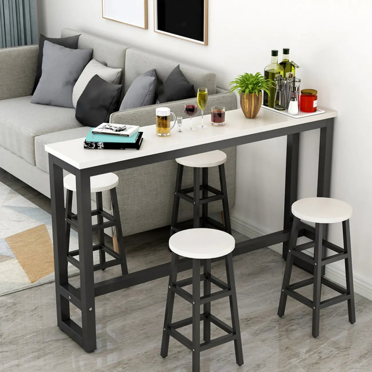 Table de bar étroite et élégante blanche avec repose-pieds en métal pour une décoration intérieure moderne