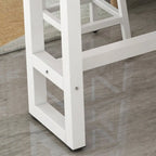 Table de bar étroite et élégante blanche avec repose-pieds en métal pour une décoration intérieure moderne