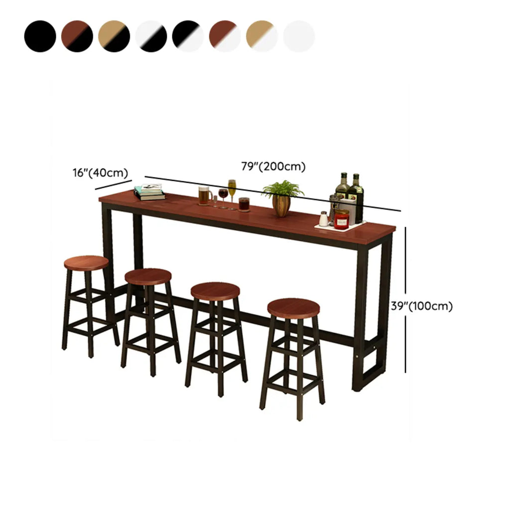 Table de bar étroite et élégante blanche avec repose-pieds en métal pour une décoration intérieure moderne