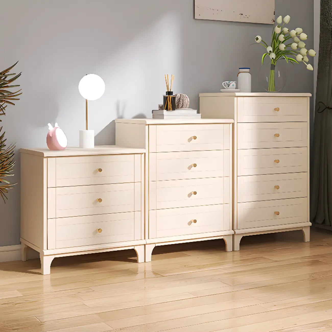 Commode moderne en bois blanc cassé à 5 tiroirs pour chambre à coucher
