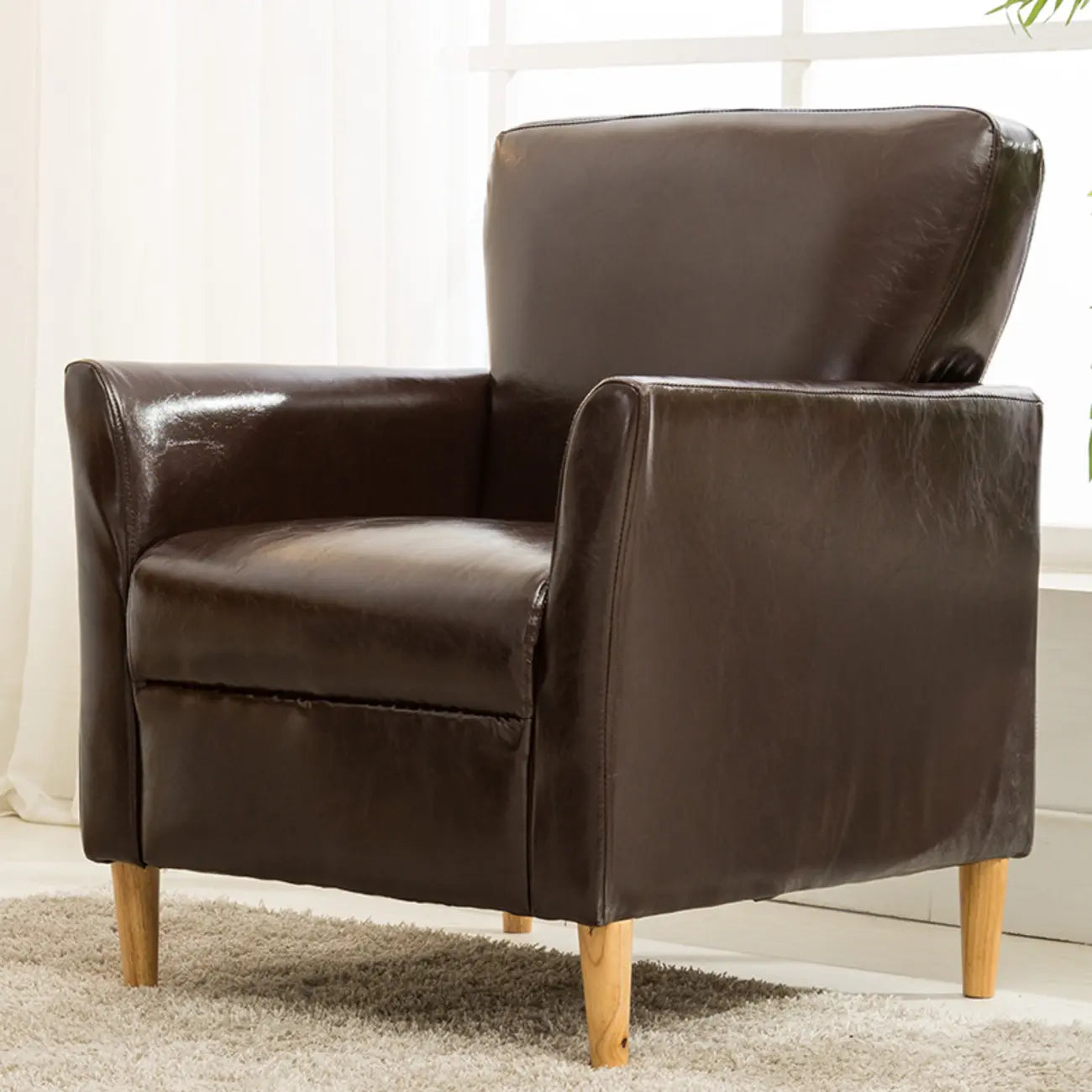 Fauteuil moderne en lin marron pour salon