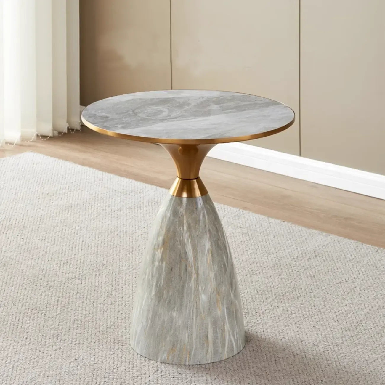 Table d'appoint ronde en métal Glam Chairside pour salon