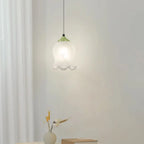 Lampe de chevet enfant en verre blanc avec suspension tulipe