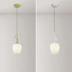Lampe de chevet enfant en verre blanc avec suspension tulipe