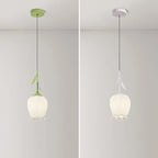 Lampe de chevet enfant en verre blanc avec suspension tulipe