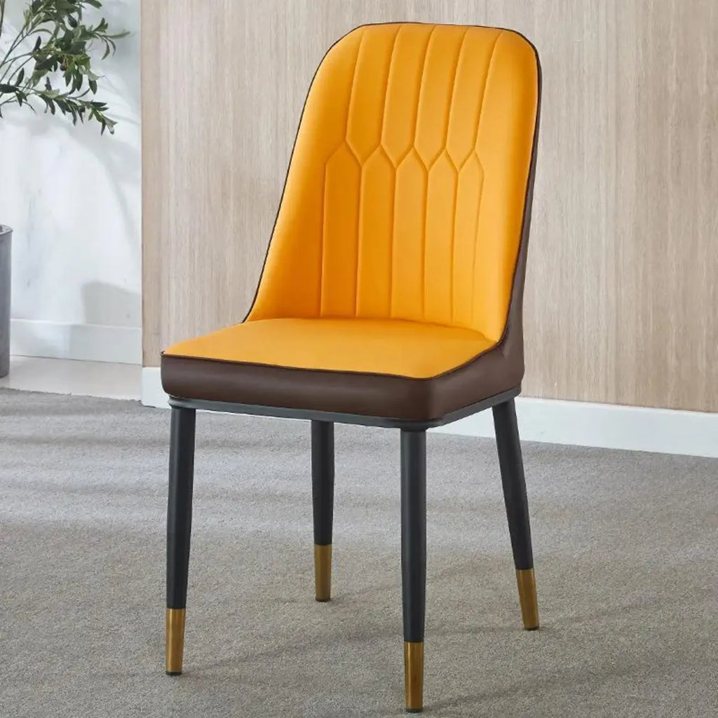 Chaise de salle à manger moderne en cuir rembourrée avec dossier haut