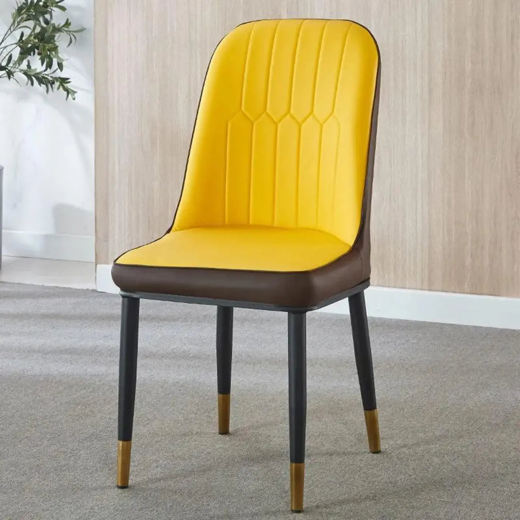 Chaise de salle à manger moderne en cuir rembourrée avec dossier haut