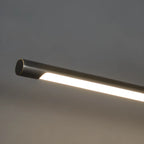 Applique murale moderne à LED à une lumière pour salle de bain, à placer au-dessus du miroir.