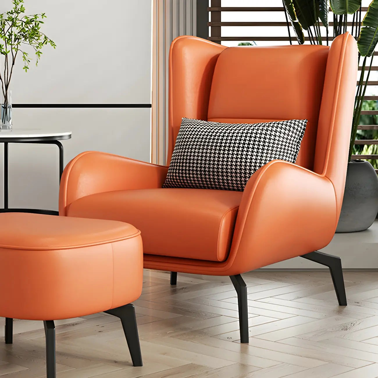 Fauteuil d'appoint moderne en cuir beige avec un coussin
