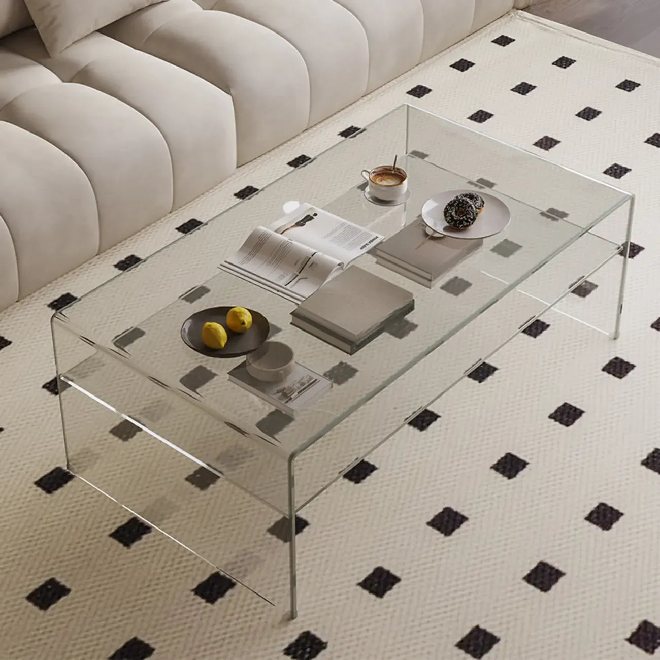 Table basse rectangulaire noire moderne au design transparent